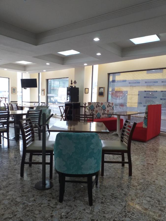 אוריסבה Hotel Trueba מראה חיצוני תמונה