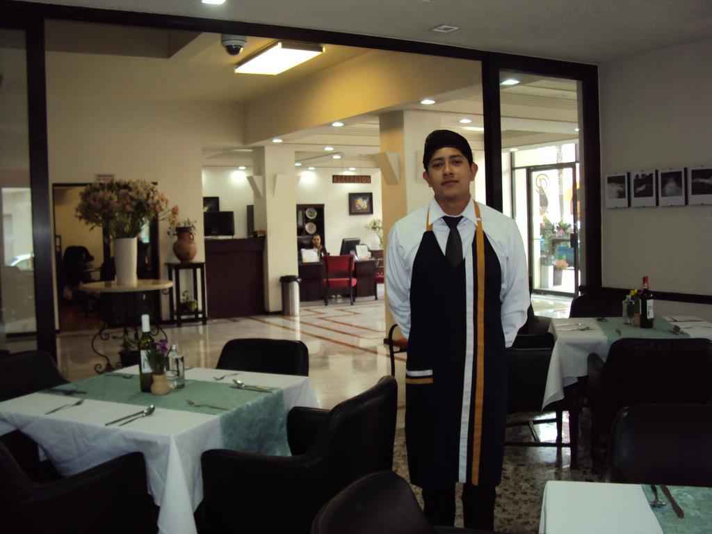 אוריסבה Hotel Trueba מראה חיצוני תמונה