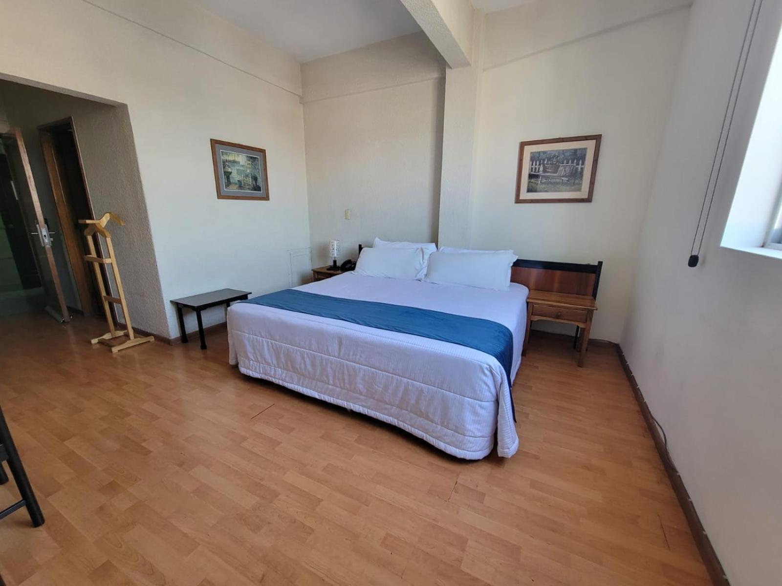 אוריסבה Hotel Trueba מראה חיצוני תמונה