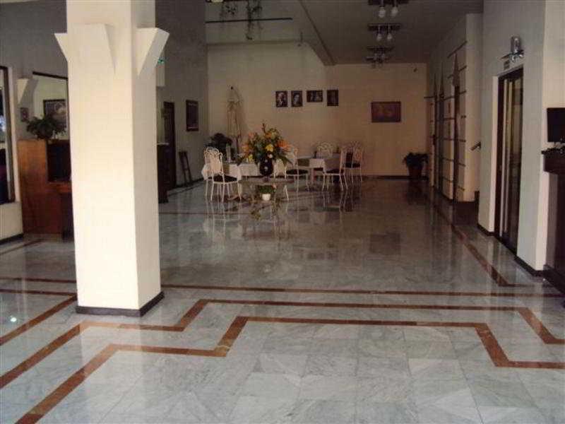 אוריסבה Hotel Trueba מראה חיצוני תמונה